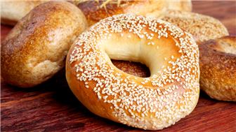 Established Bagel Shop In High Traffic Shopping Center