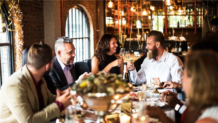 Large-Capacity Restaurant Est. 1984 w/ $1M+ Sales (Unbroker Exclusive)