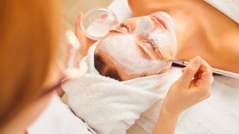 Profitable Day Spa. Premium Neighborhood. National Trademark Included