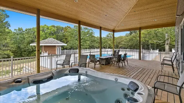 Club House Pool Deck