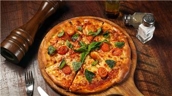 Popular Pizzeria/Italian Restaurant In A Busy Shopping Center For Sale