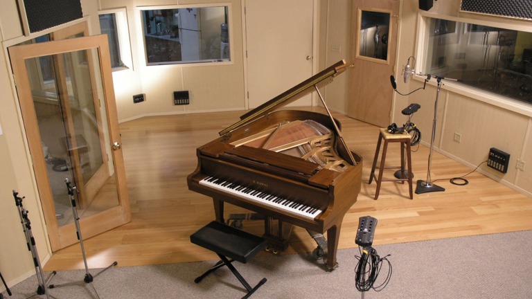 Music - Live Room