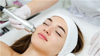 Multi-Generational Skin Care Clinic Location in Mississauga