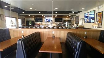 Neighborhood favorite gastropub and bar in Los Alamitos