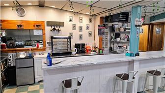 Breakfast / Lunch Restaurant For Sale