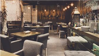 Versatile Restaurant & Bar Serving the Northwest Suburbs of Pittsburgh