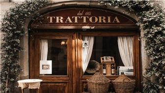 Popular Trattoria Bar For Sale