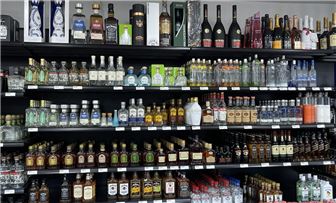 Liquor Store for sale in Strip center Baltimore