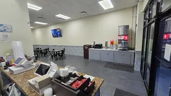 Wings and burger restaurant with great potential