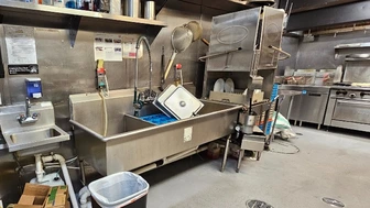 Amazing 2nd gen restaurant for sale in Sunny Isles Beach (Asset Sale)