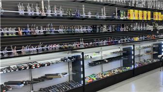 $480,000 NET Semi-Absentee-Run Busy and Profitable Smoke Shop!!!