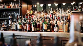 Busy Bar in with Live Entertainment and amazing food