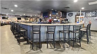 Established Bar with Amazing food and established clientele