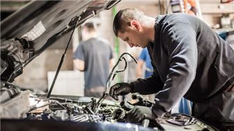 Auto Repair Shop- Great Clientele - Always Booked In Advance