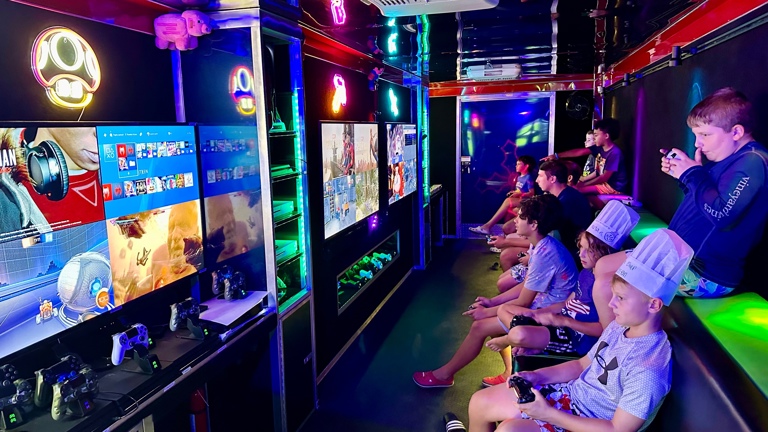 Gamer Chamber inside party