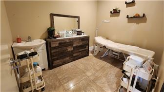 Nail Salon for Sale in North Dallas