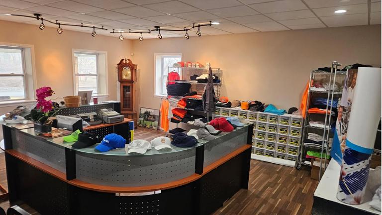 Showroom Counter