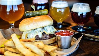 SE Valley Sports Bar & Grill