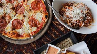 Legendary Chicago Style Pizza Restaurant for almost 50 years
