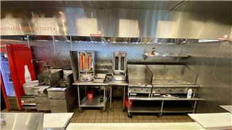NYC cuisine QSR franchise in South Lake Union by new Apple & Amazon