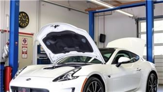 33 Year Old Auto Repair Service with Real Estate- Sarasota, FL