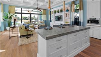 Premier Cabinet Refinishing Franchise in Prime Market