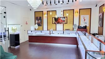 High profit margin jewelry and repair shop