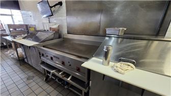 Franchise sandwich shop for sale!