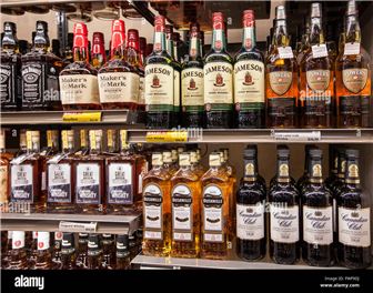 Liquor store with property
