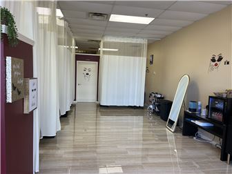 Well renovated Eyelash salon at Sugarloaf Pkwy GA