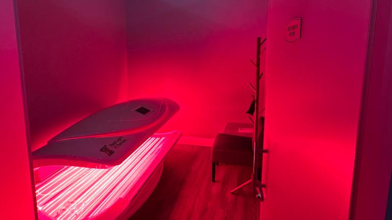 Red-Light Room #2