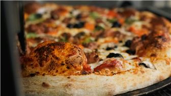 Profitable Pizza Restaurant w/ real estate - $700,000 Sales