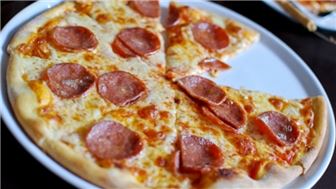 REDUCED -National Brand Pizza with strong cash flow