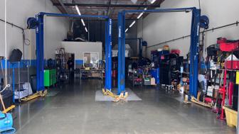 5 Star Turnkey Auto Repair Business in High End Business Complex