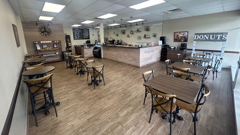 Dining/Service Area
