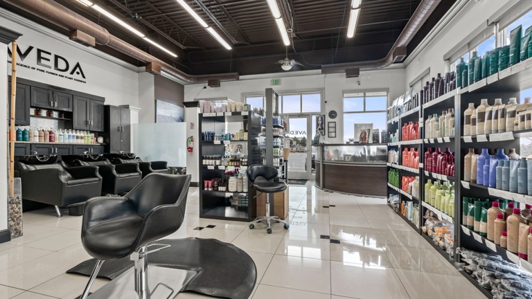 Interior View2