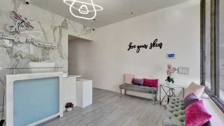 “Gorgeous Turn-Key Beauty Spa”