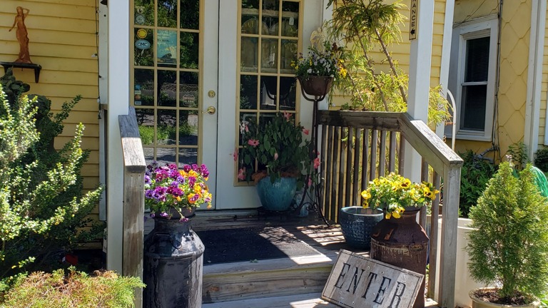 TreeHouse Antiques TreeHouse Antiques