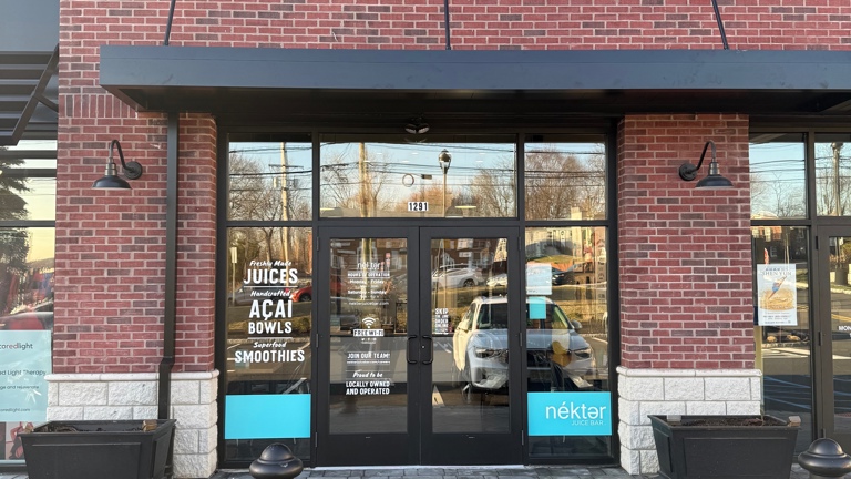 1200 sqft space for sale 
