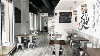 Central Square - Asian Restaurant - Prime Location!