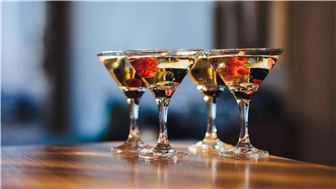 Riverside County – Popular Cocktail, Dining & Entertainment Restaurant