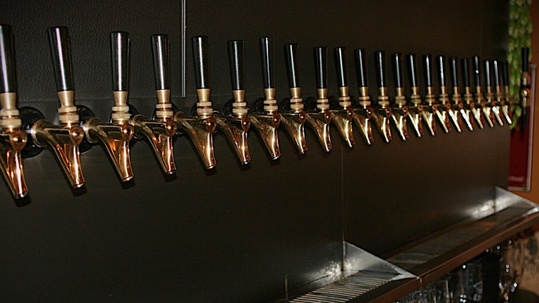 28 rotating taps