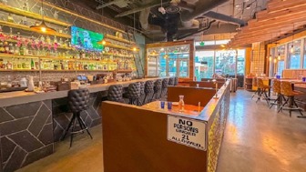 Downtown Kirkland Second Generation Restaurant For Sale!