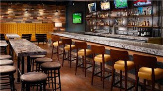 Downtown Los Angeles Bar & Lounge – Unique East Coast Ambiance!