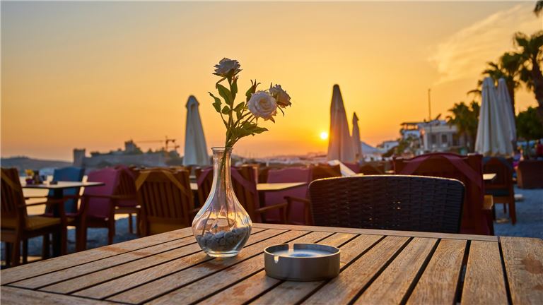 Waterfront Bar
