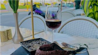 Iconic Ocean Drive Restaurant for Sale, turnkey opportunity!
