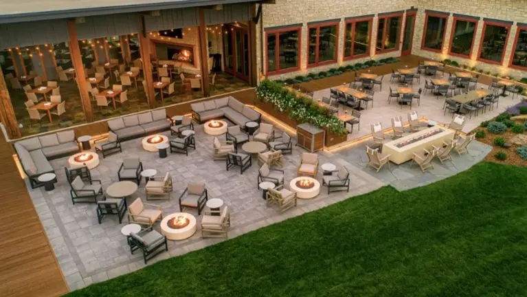Commercial firepit