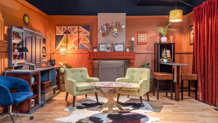 Living Room / Podcast Set Living Room / Podcast Set