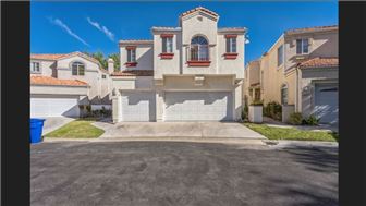 Amazing 2-Story Home for Sale! 4 BDR & 4 BTH! 2,516 Sq. Ft! LARGE HOME