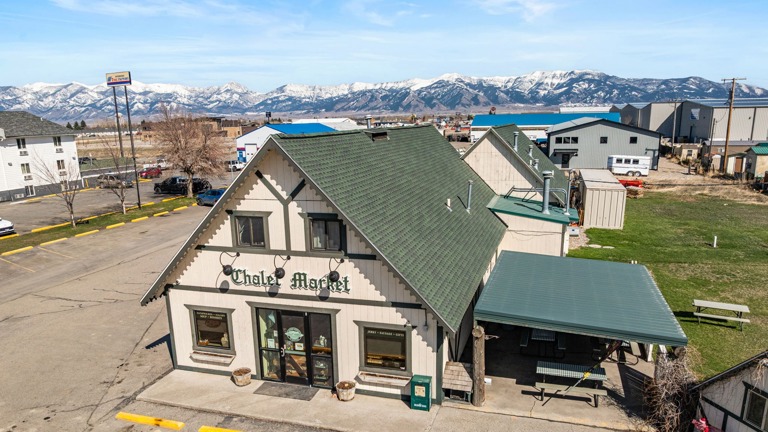 Chalet Market - 6410 Jackrabbit Lane, Belgrade, MT 